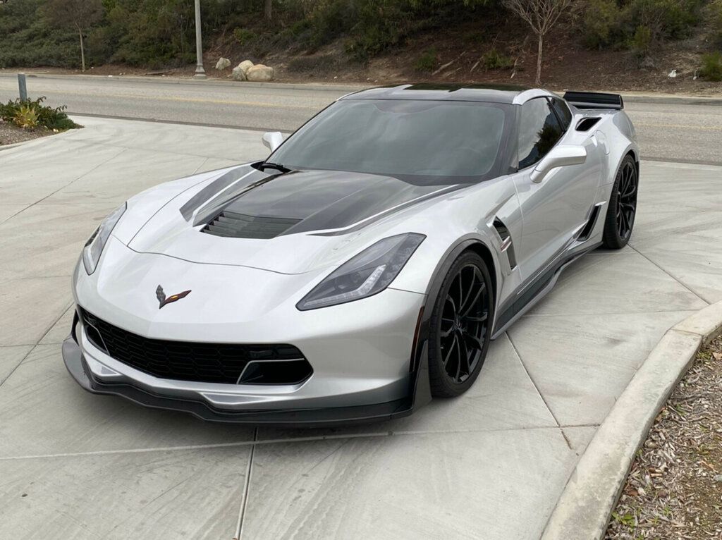 2019 Chevrolet Corvette, 3/9