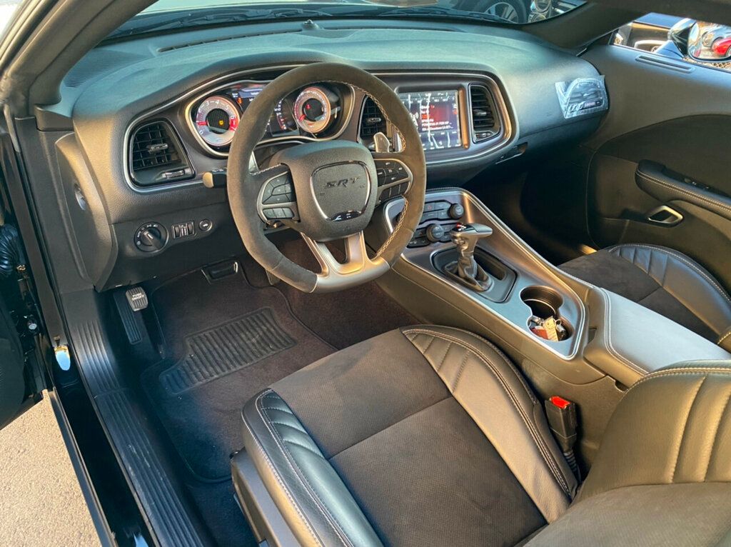 2018 Dodge Challenger, 17/20