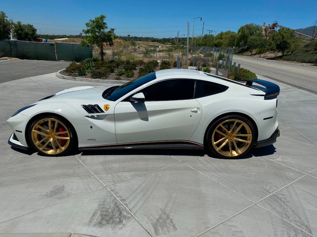 2015 Ferrari F12berlinetta, 4/17