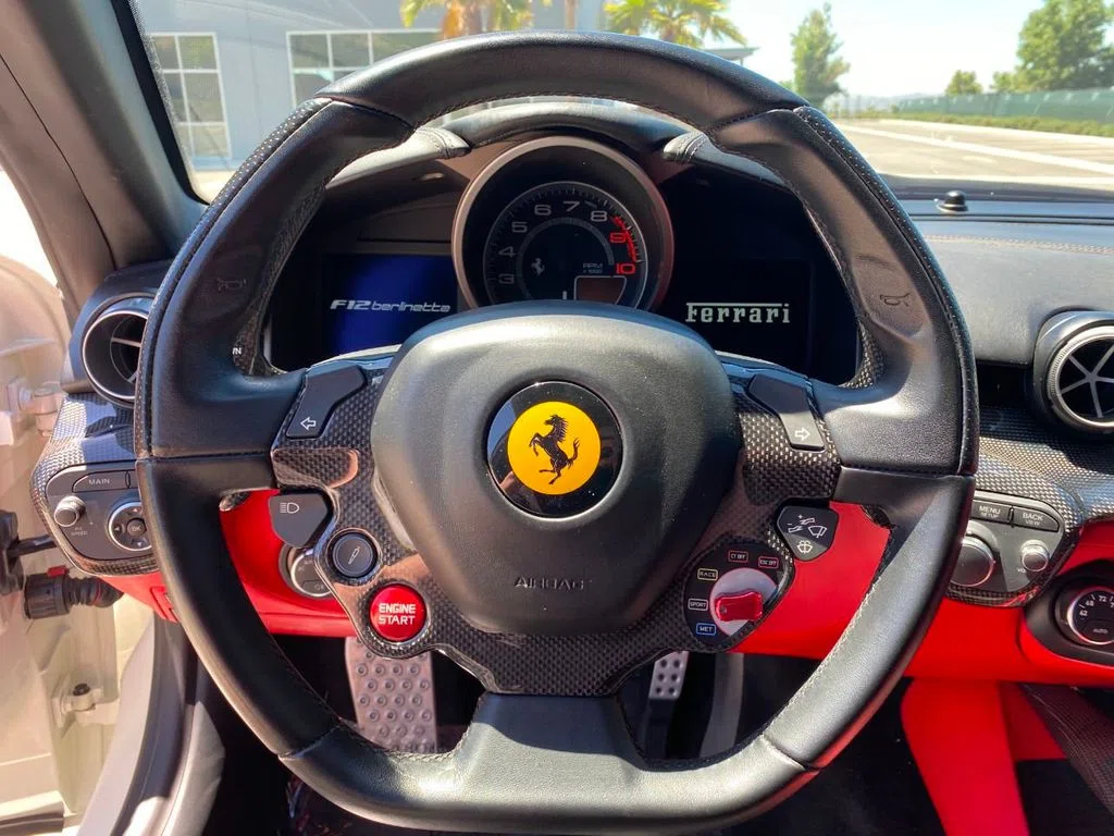 2015 Ferrari F12berlinetta interior, Rosso/Nero Full Leather