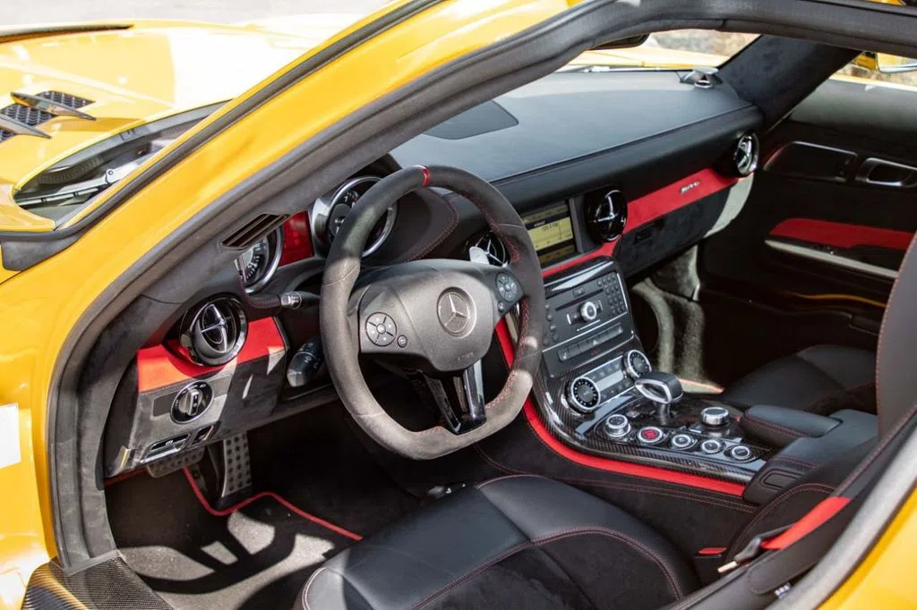 2014 Mercedes-Benz SLS AMG Black Series interior, dashboard, Black Leather/Suede