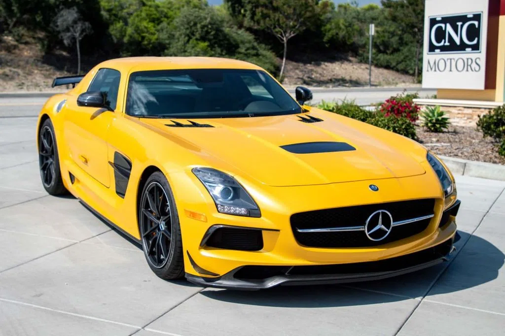 2014 Mercedes-Benz SLS AMG Black Series, exterior, AMG Solarbeam Yellow