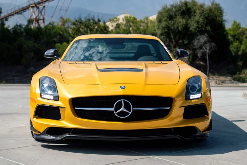 2014 Mercedes-Benz SLS AMG Black Series, exterior, AMG Solarbeam Yellow