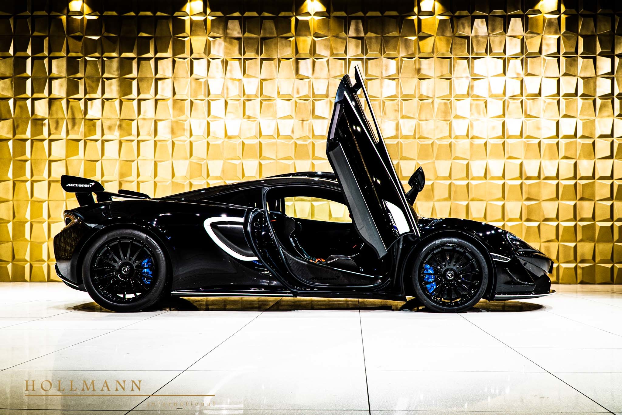 2020 McLaren 620R, 6/19