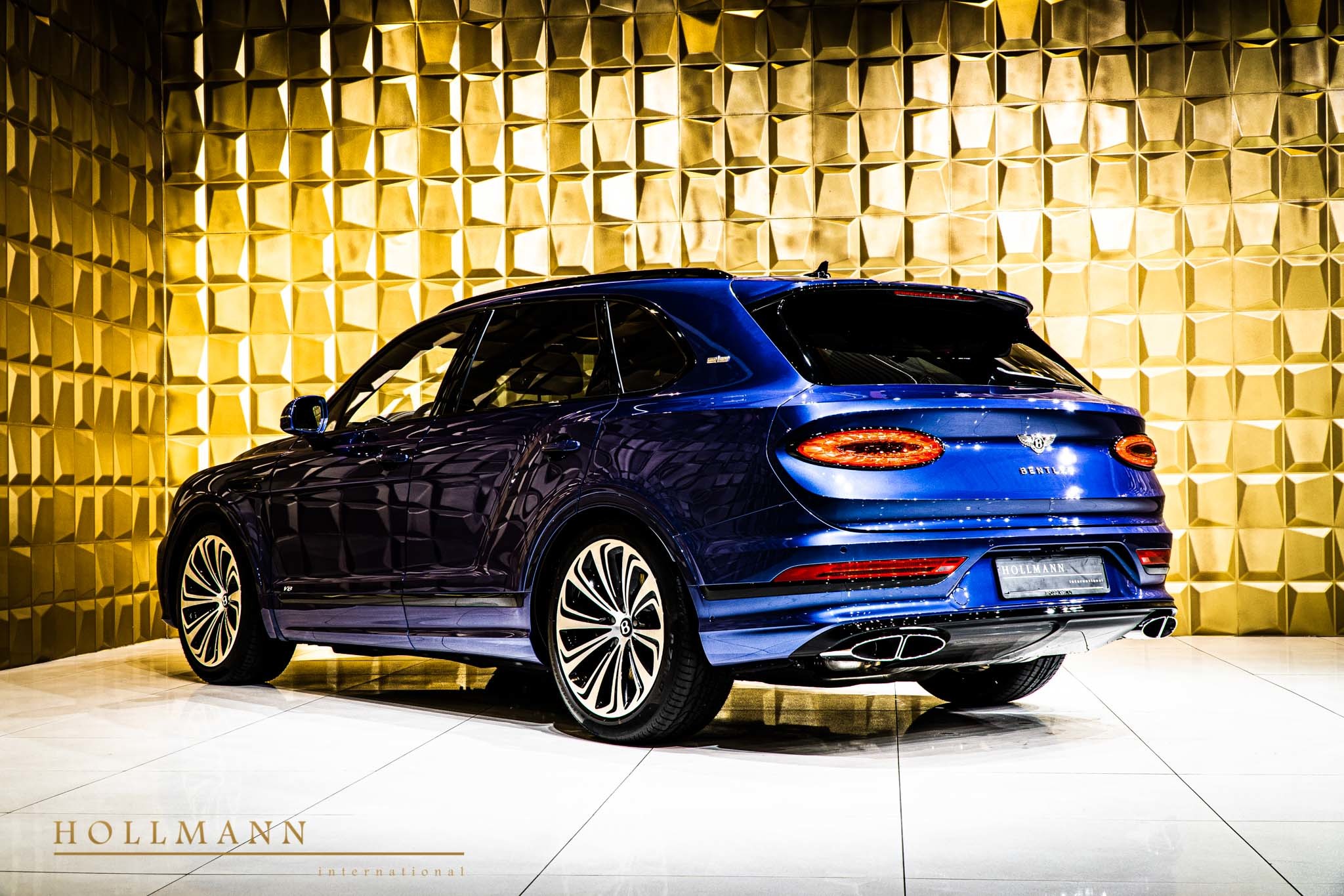 2020 Bentley Bentayga V8, 14/32
