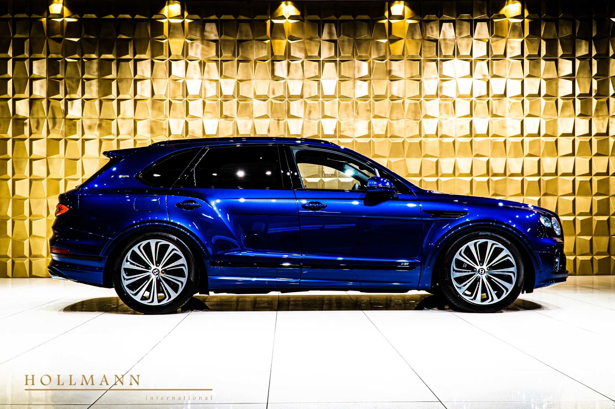 2020 Bentley Bentayga V8, 17/32