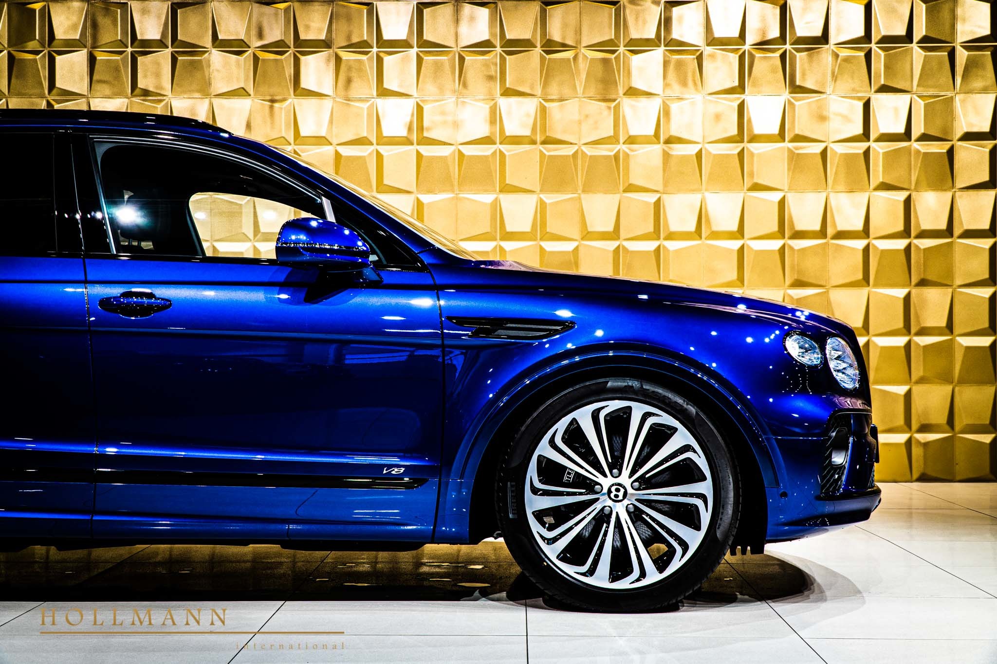 2020 Bentley Bentayga V8, 19/32