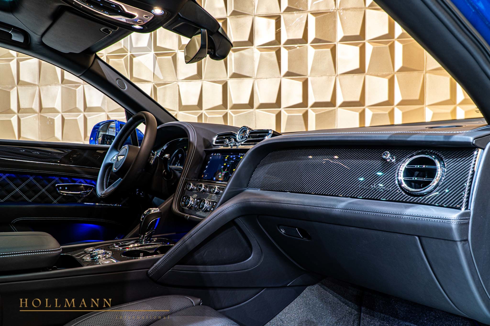 2020 Bentley Bentayga V8, 29/32