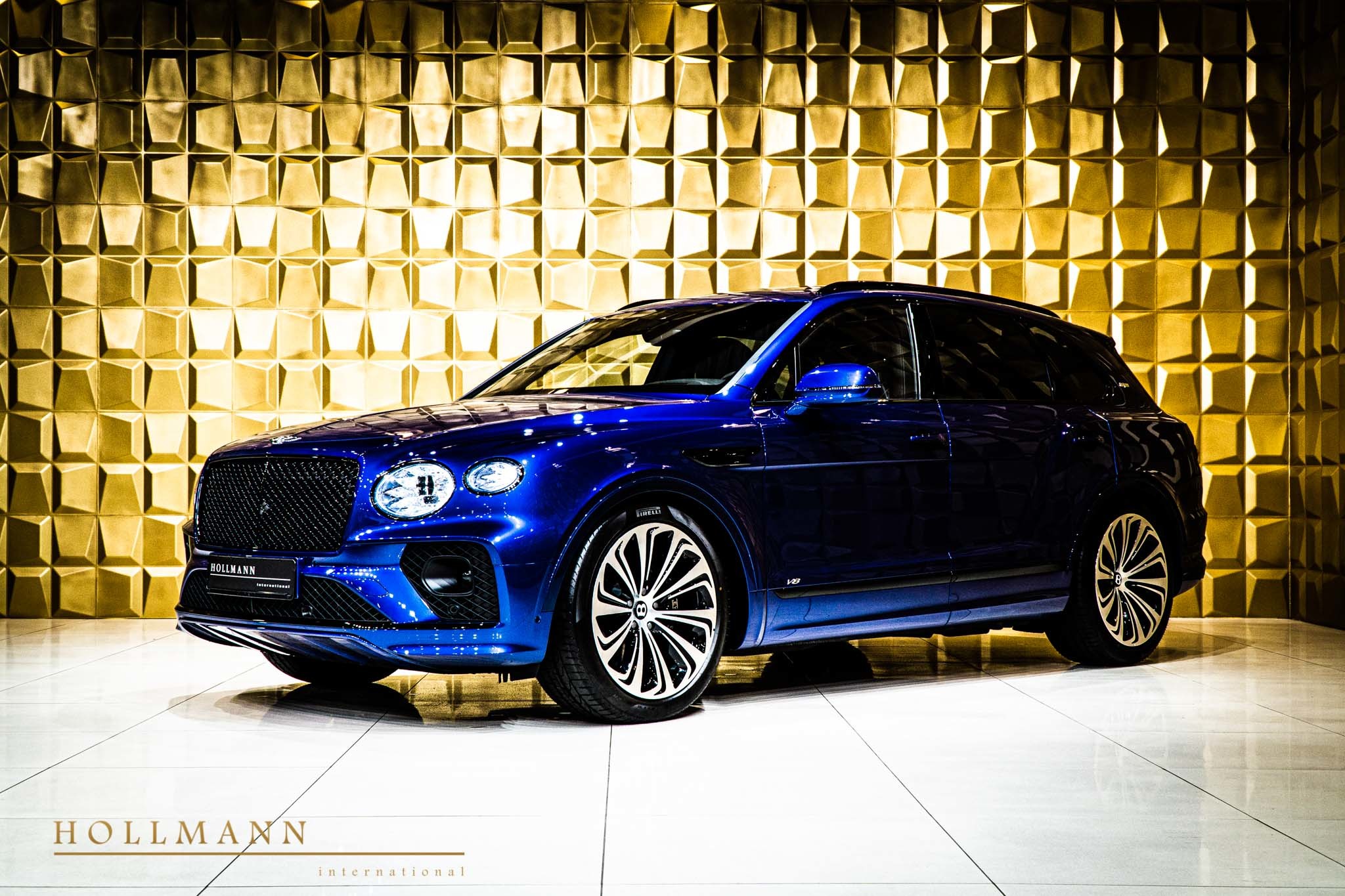 2020 Bentley Bentayga V8, 31/32