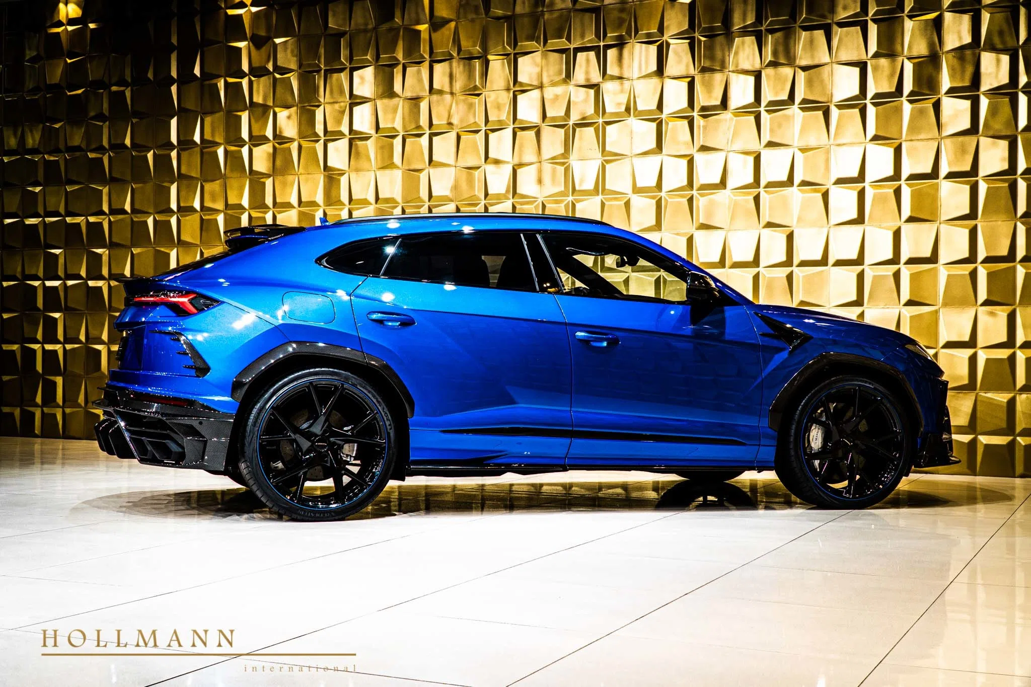 2020 Mansory Urus Venatus for sale, exterior, Blu Eleos Metallic