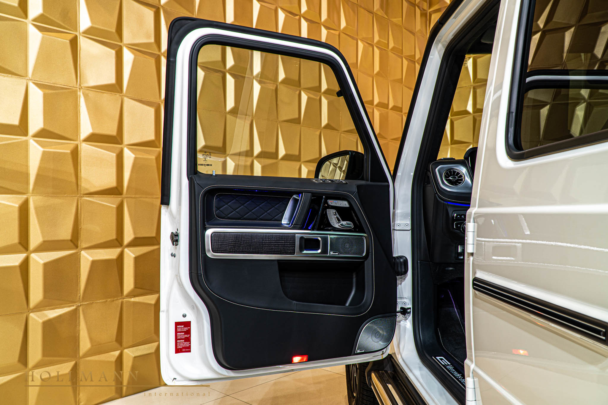 2020 Mercedes-Benz G 500 Stronger Than Time, 13/20