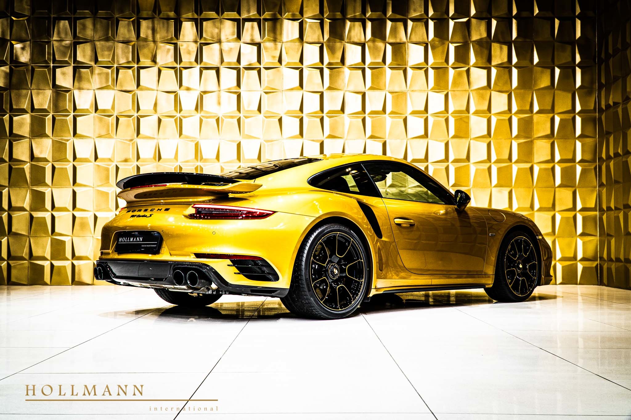 Porsche 911 Turbo S Exclusive Series, 6/20