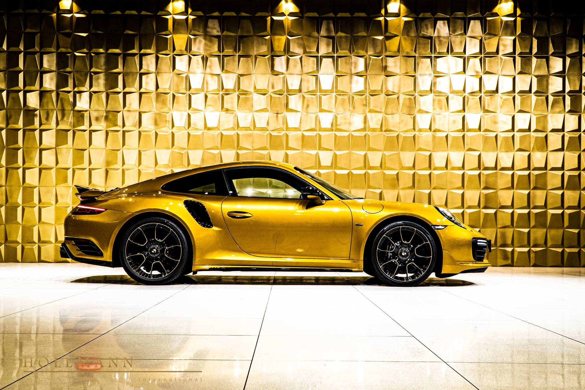 Porsche 911 Turbo S Exclusive Series, 7/20