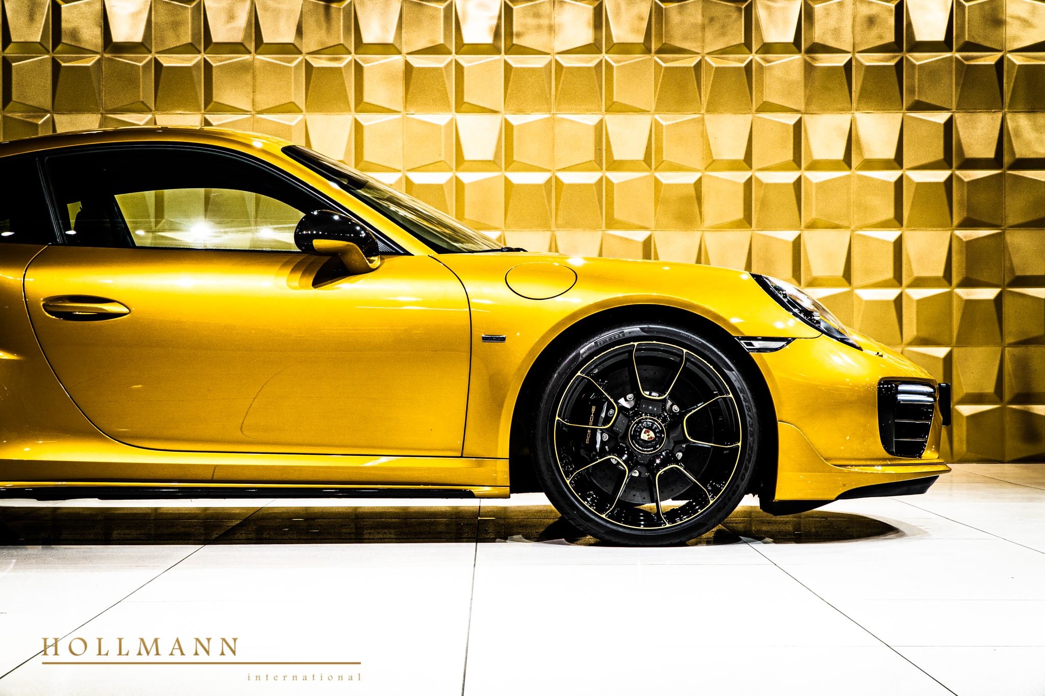 Porsche 911 Turbo S Exclusive Series, 9/20