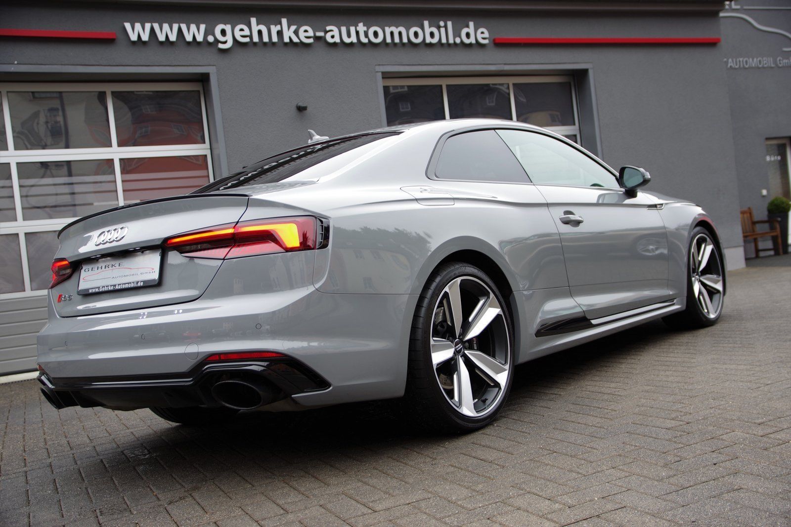 2017 Audi RS5, 16/17