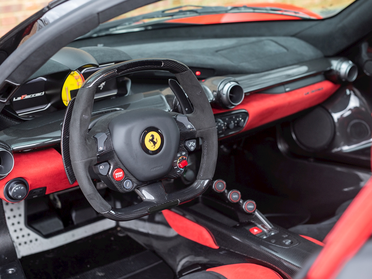 2016 Ferrari LaFerrari, 3/5