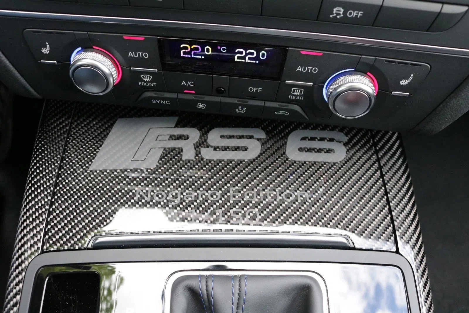 2018 Audi RS6 Nogaro-Edition ABT 705PS Akrapovic 1/150 interior, center console, Black