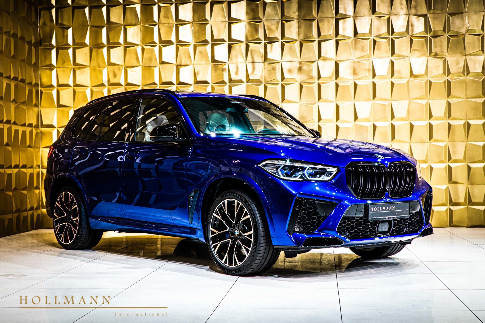 2020 BMW X5 M, 10/20