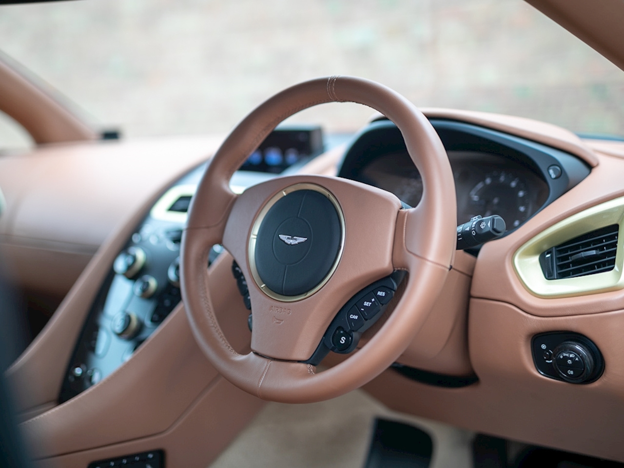 2017 Aston Martin Vanquish Zagato Coupe, 9/18