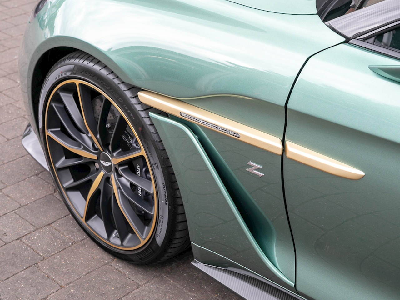 2017 Aston Martin Vanquish Zagato Coupe, 17/18