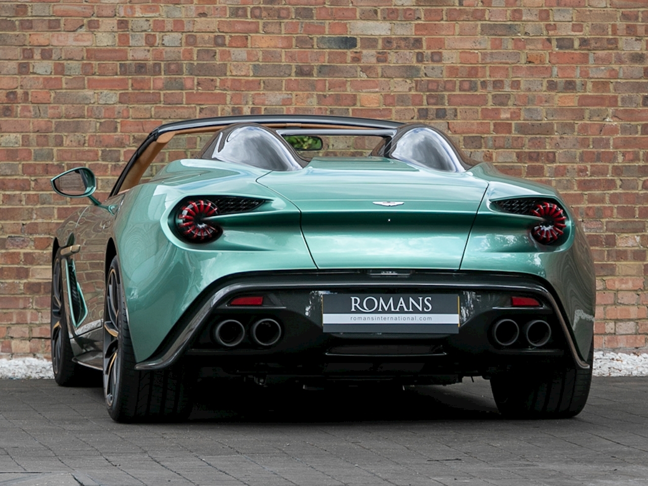 2018 Aston Martin Vanquish Zagato Speedster, 3/20