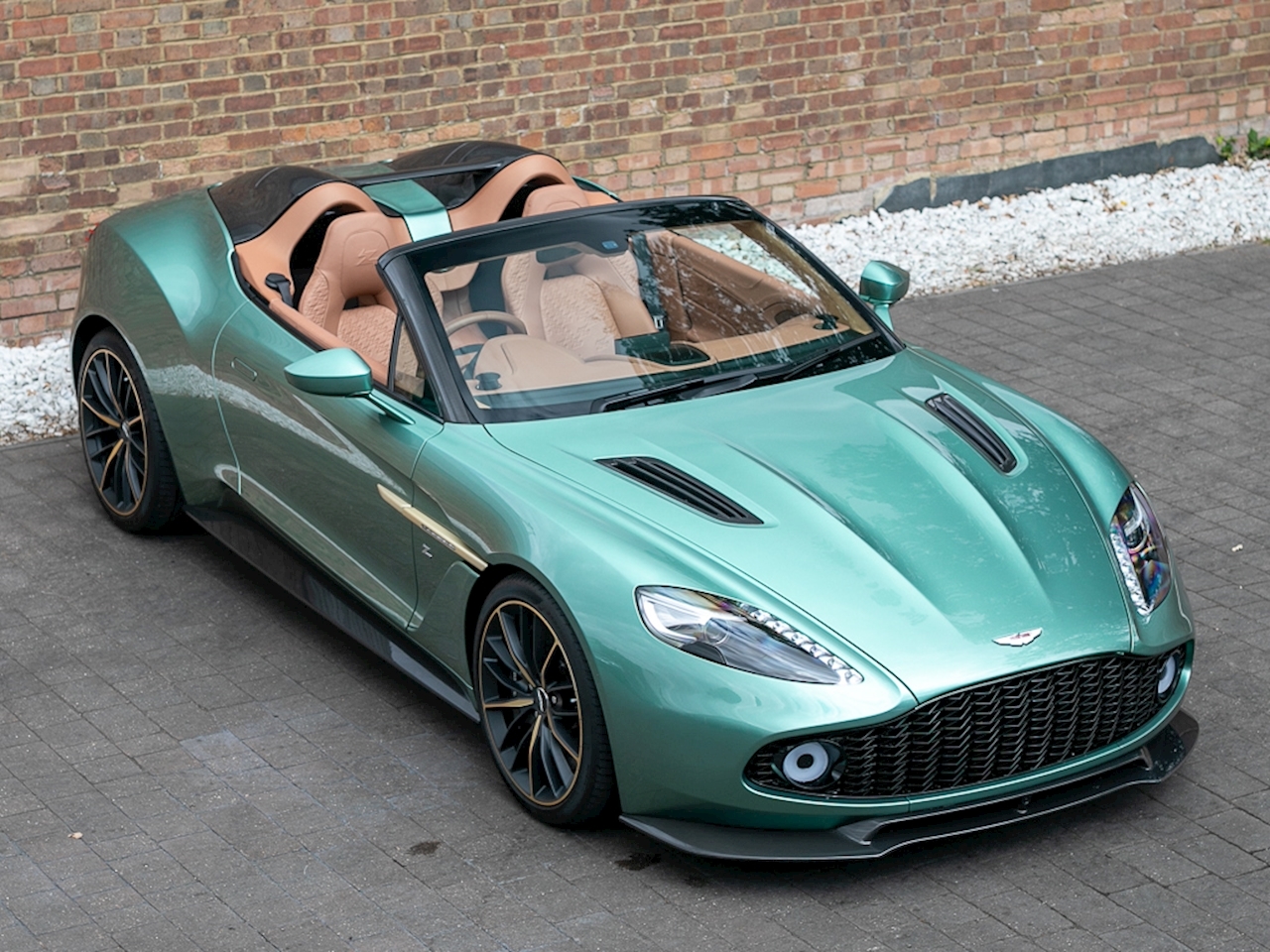 2018 Aston Martin Vanquish Zagato Speedster, 7/20