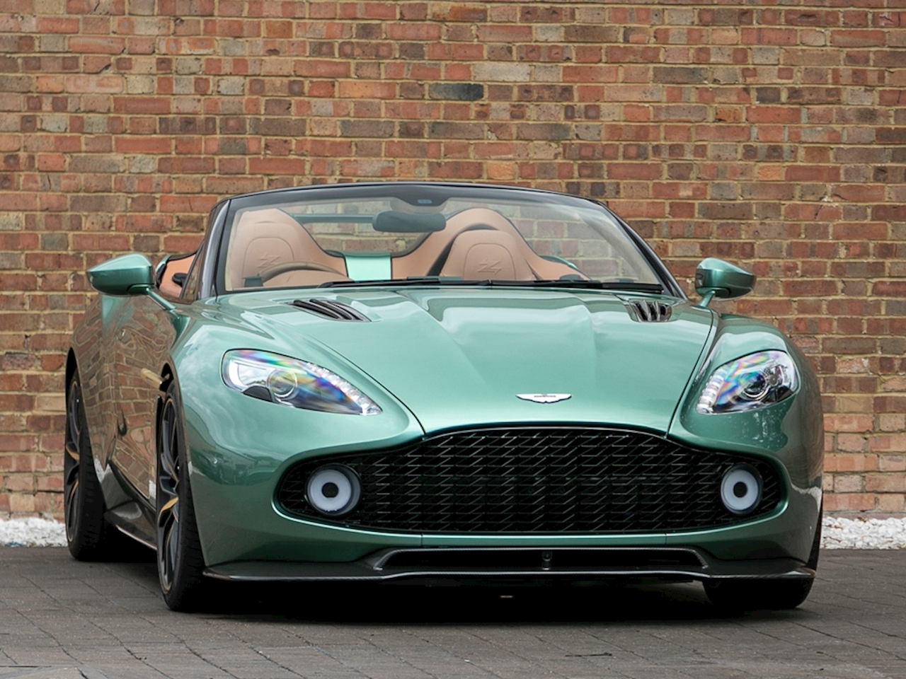 2018 Aston Martin Vanquish Zagato Speedster, 19/20