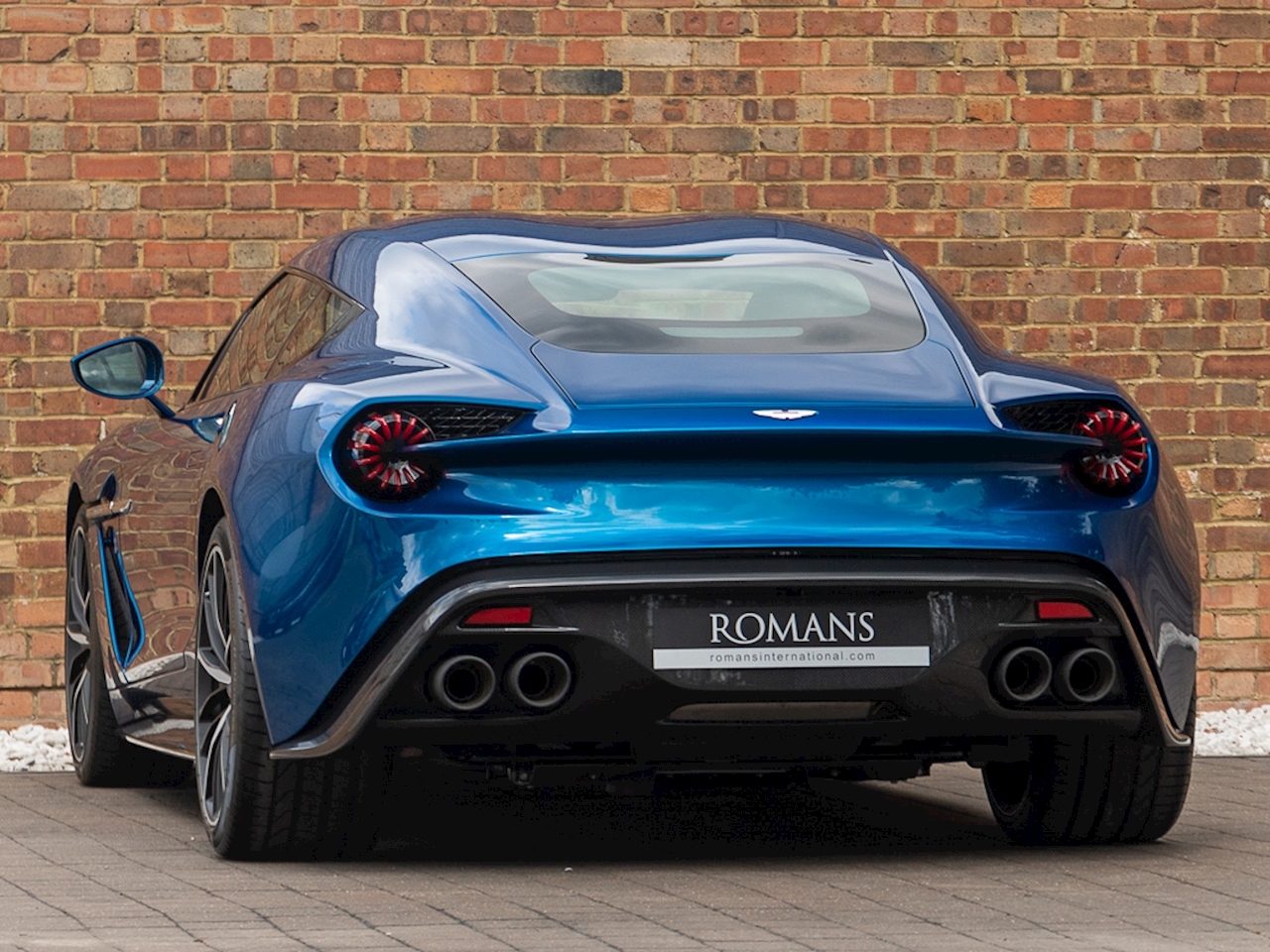 2017 Aston Martin Vanquish Zagato Coupe, 3/17