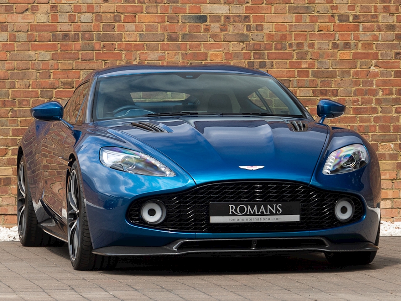 2017 Aston Martin Vanquish Zagato Coupe, 17/17