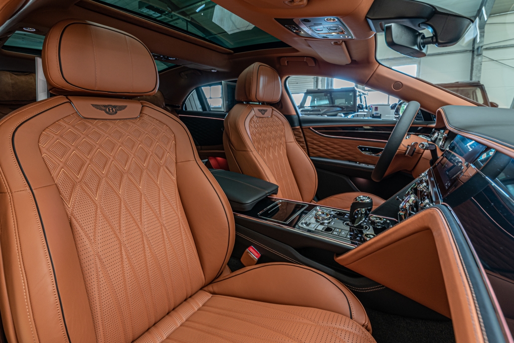2020 Bentley Flying Spur W12 First Edition Mulliner, 13/20