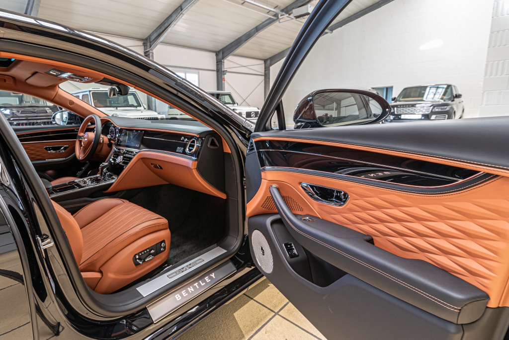 2020 Bentley Flying Spur W12 First Edition Mulliner, 14/20