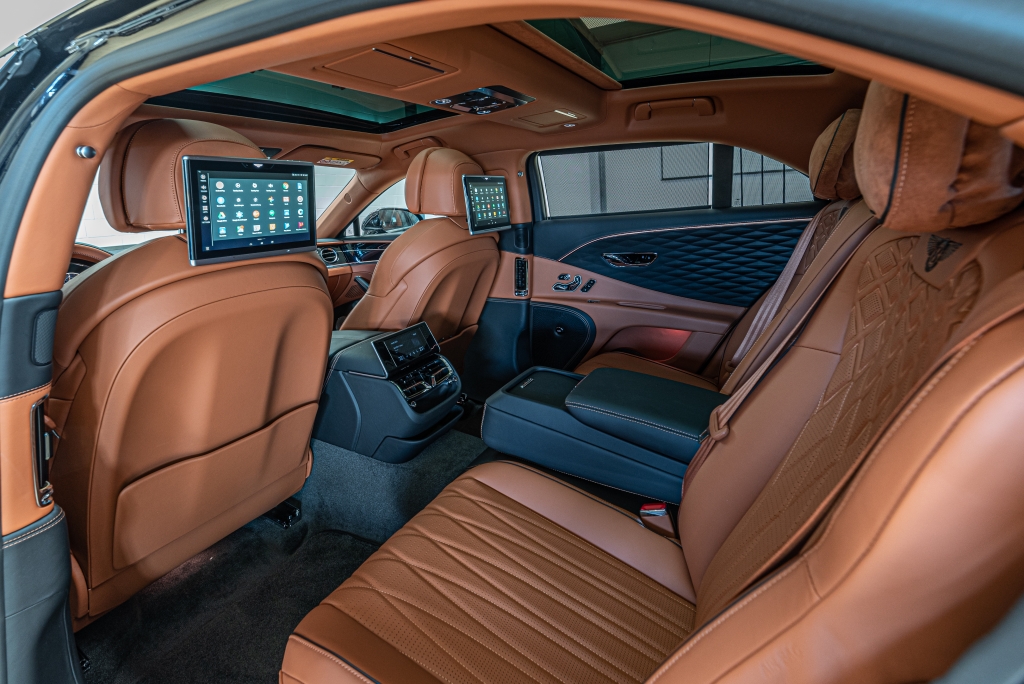 2020 Bentley Flying Spur W12 First Edition Mulliner, 19/20