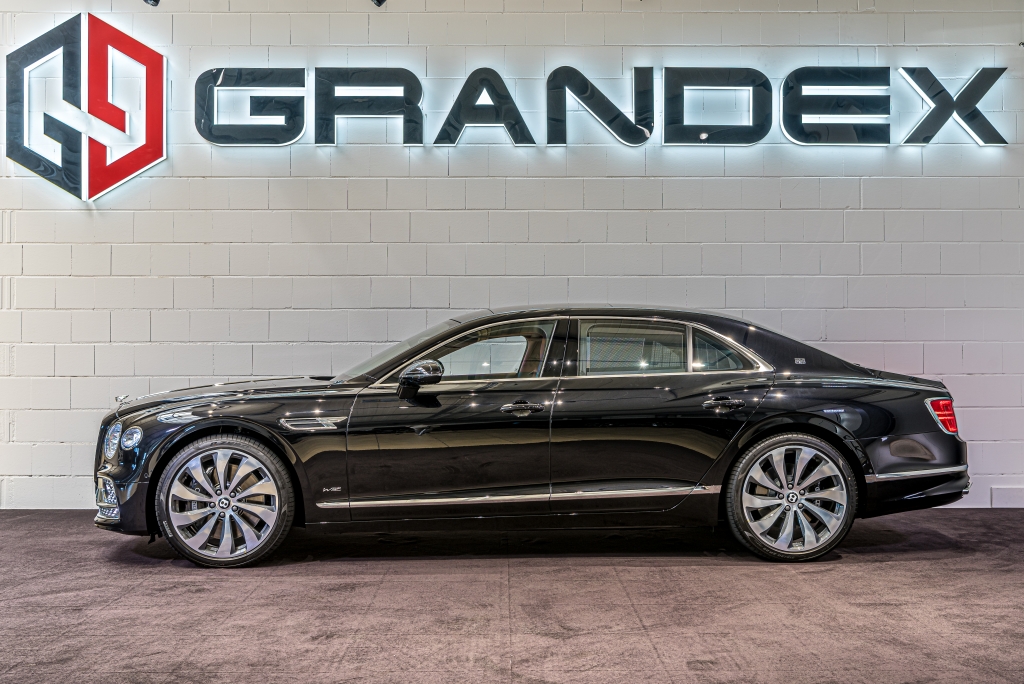 2020 Bentley Flying Spur W12 First Edition Mulliner, 2/20