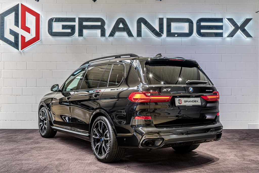 2020 BMW X7 xDrive40i - M Sportpaket, 3/20