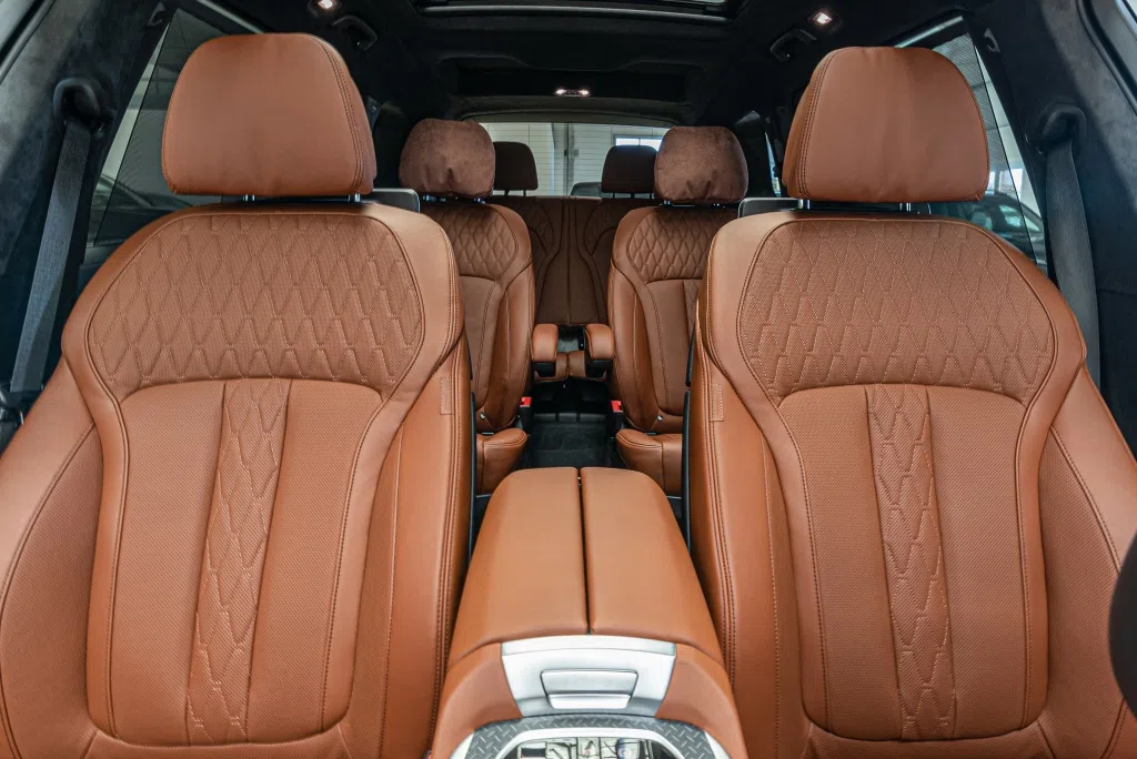 2020 BMW X7 xDrive40i - M Sportpaket interior, seats