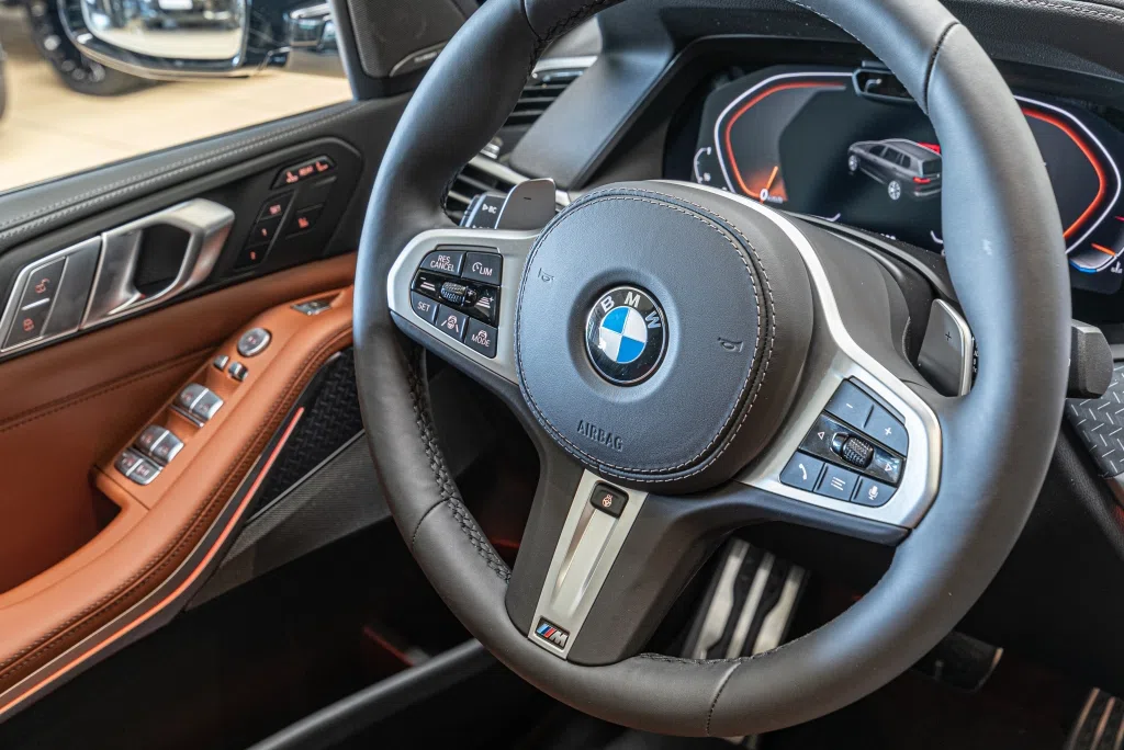 2020 BMW X7 xDrive40i - M Sportpaket interior