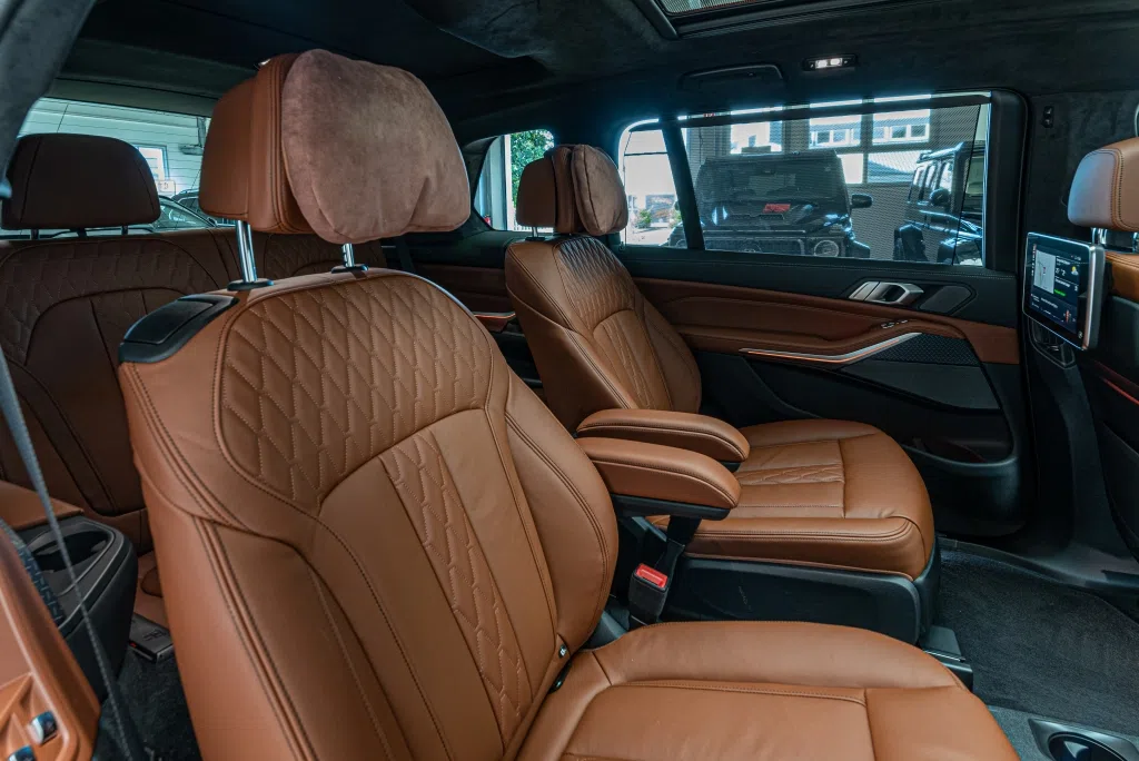 2020 BMW X7 xDrive40i - M Sportpaket interior, seats