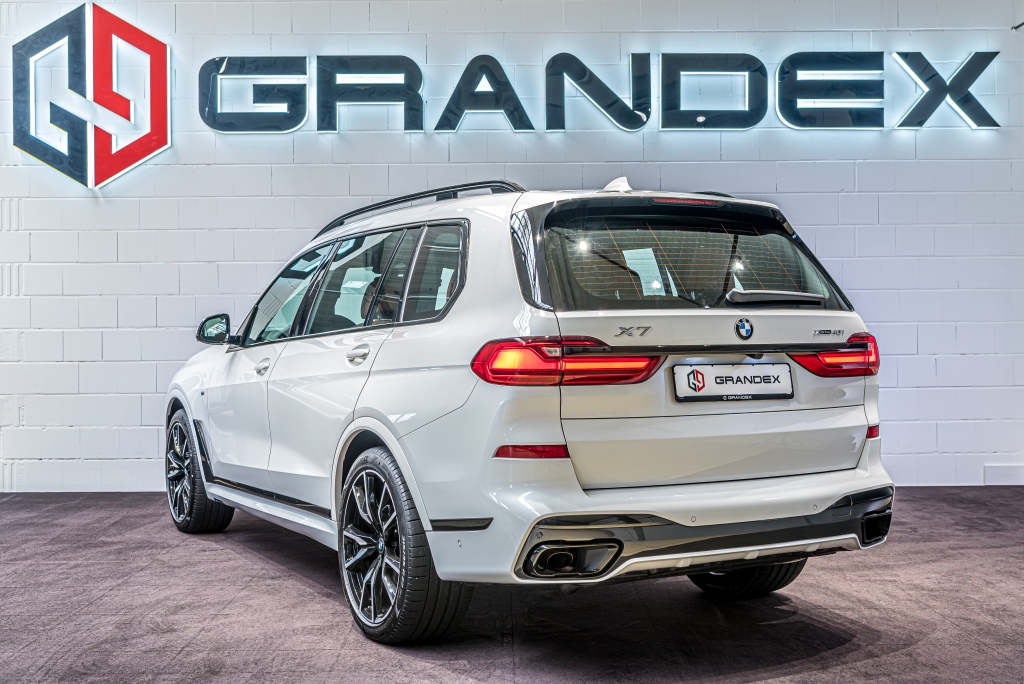 2020 BMW X7 xDrive40i - M Sportpaket, 3/20