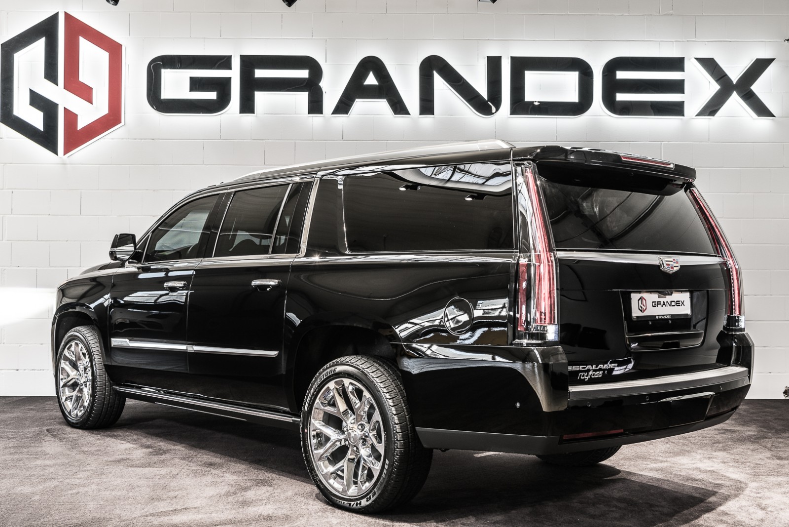 2020 Cadillac Escalade ESV LONG ARMORED B6 by GRANDEX Armored, 5/20