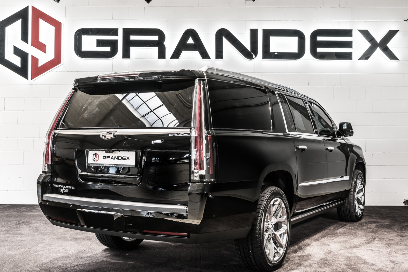 2020 Cadillac Escalade ESV LONG ARMORED B6 by GRANDEX Armored, 6/20