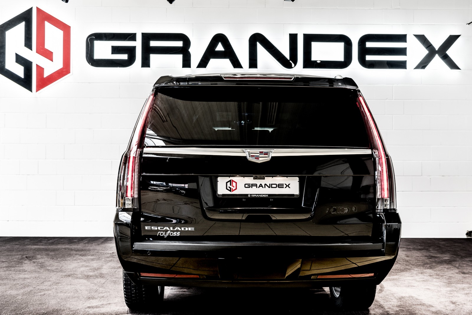 2020 Cadillac Escalade ESV LONG ARMORED B6 by GRANDEX Armored, 7/20