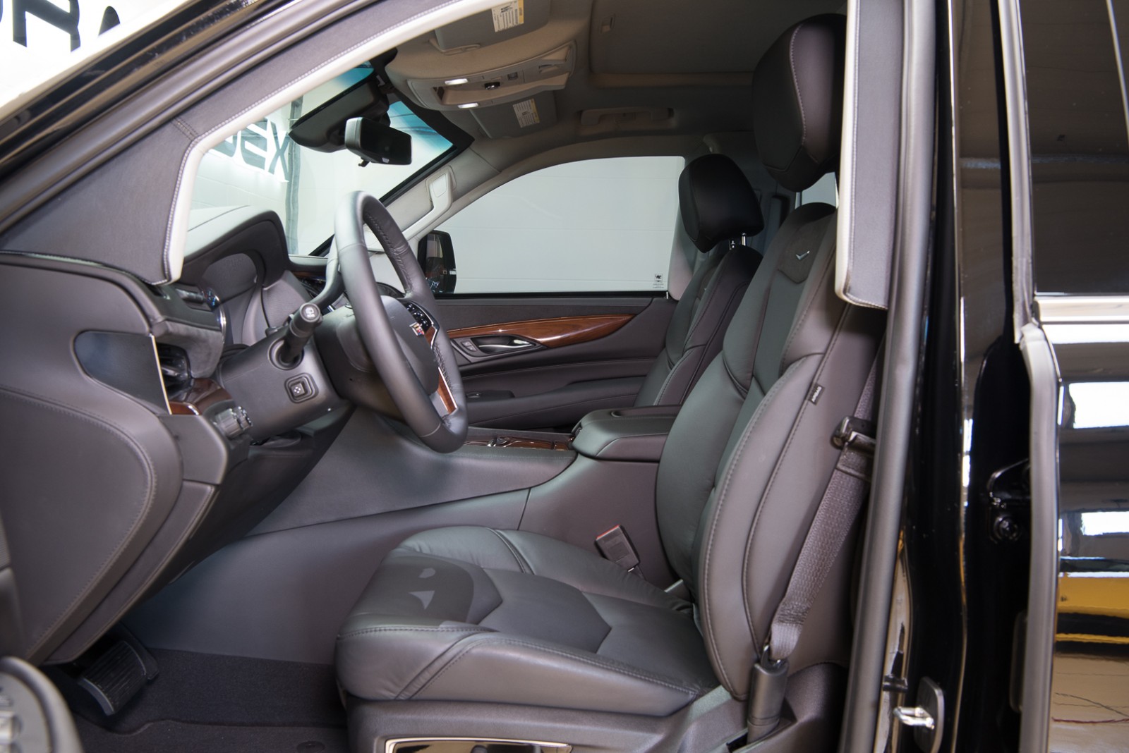 2020 Cadillac Escalade ESV LONG ARMORED B6 by GRANDEX Armored, 12/20
