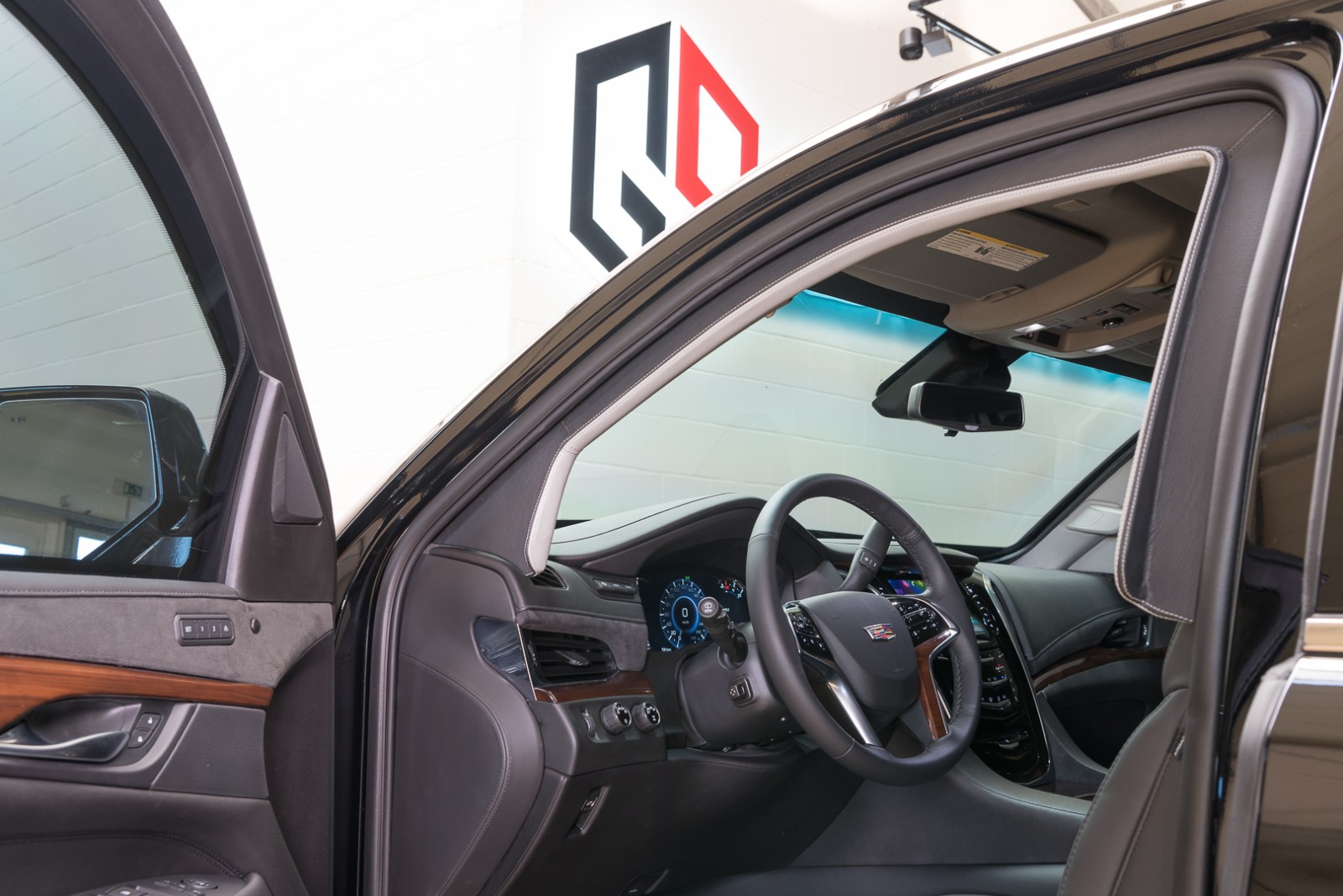 2020 Cadillac Escalade ESV LONG ARMORED B6 by GRANDEX Armored, 14/20