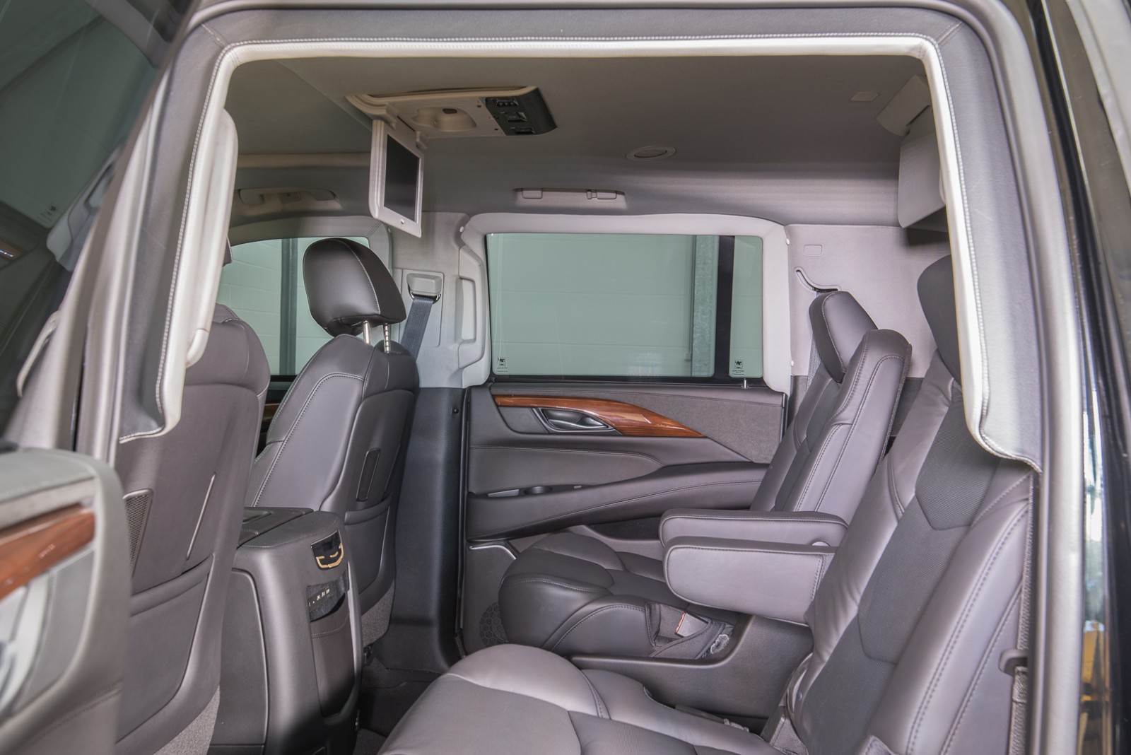 2020 Cadillac Escalade ESV LONG ARMORED B6 by GRANDEX Armored, 17/20