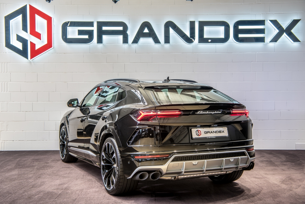 2020 Lamborghini Urus, 3/20