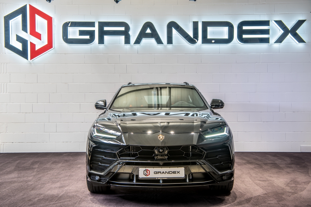 2020 Lamborghini Urus, 7/20