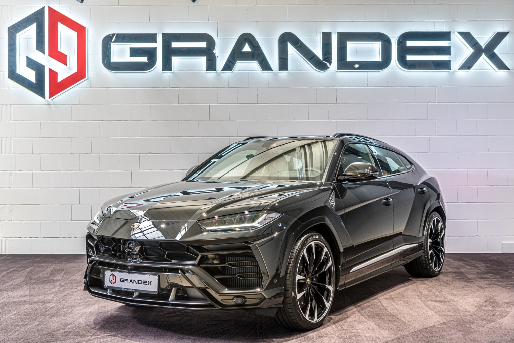 2020 Lamborghini Urus, 20/20
