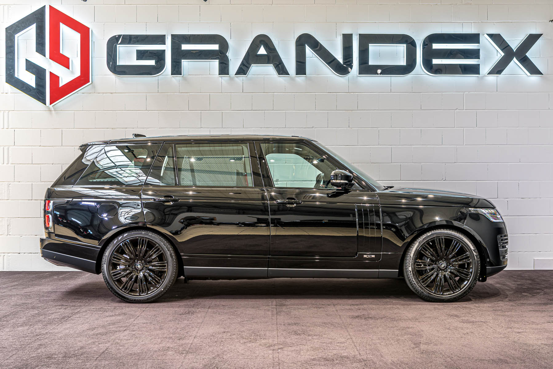 2020 Range Rover 5.0 Supercharged Autobiography LWB