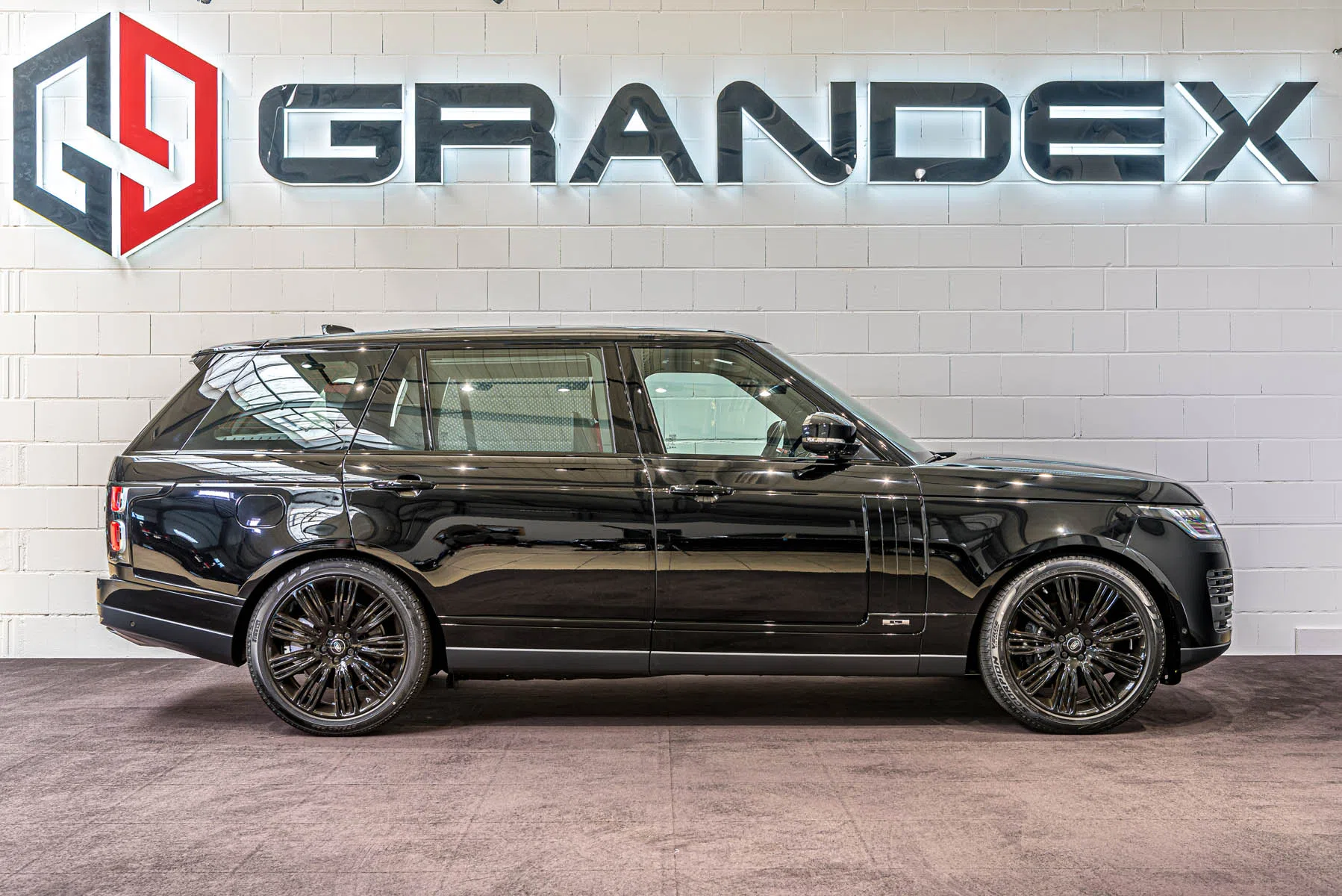 2020 Range Rover 5.0 Supercharged Autobiography LWB