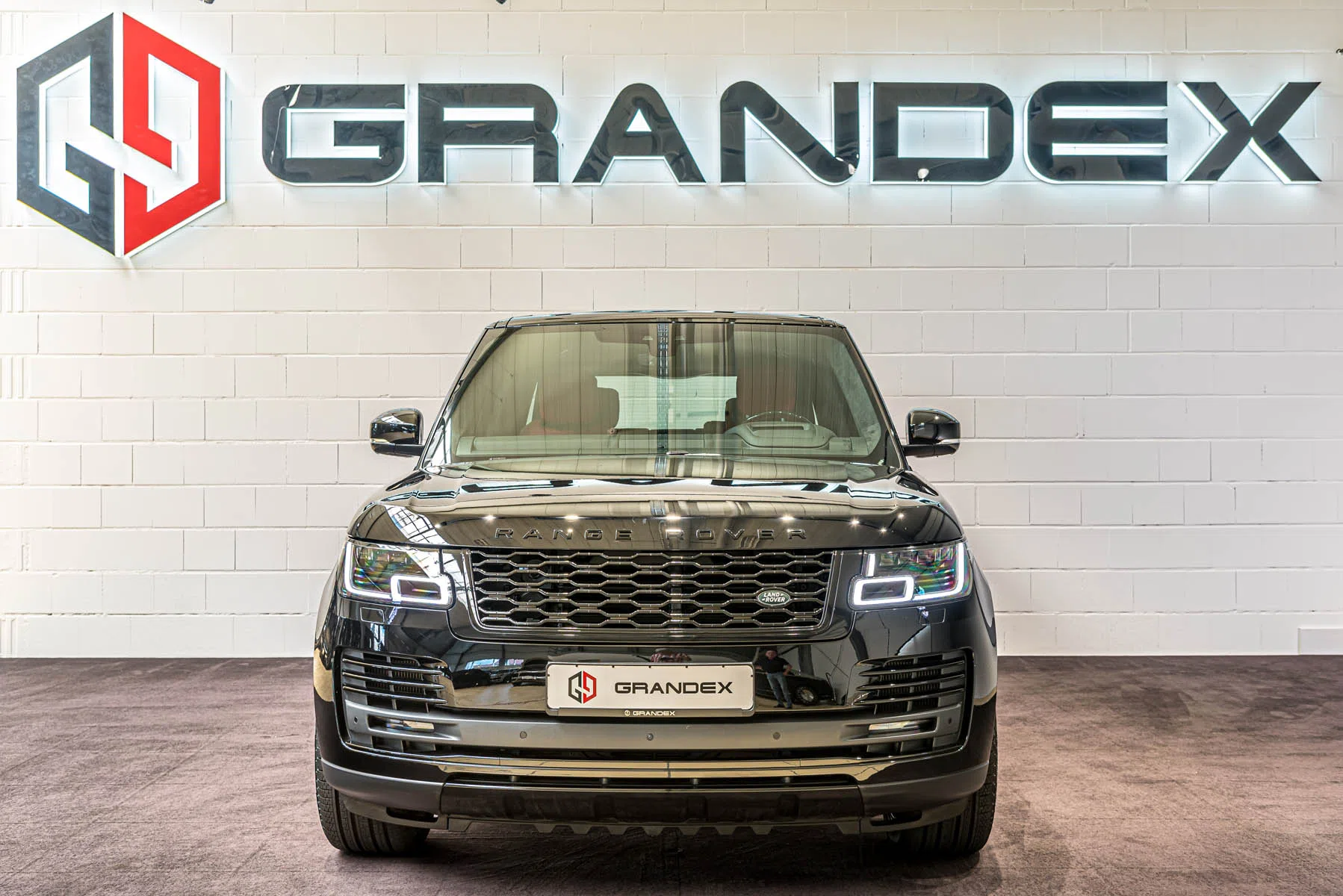 2020 Range Rover 5.0 Supercharged Autobiography LWB for sale, exterior, Narvik Black